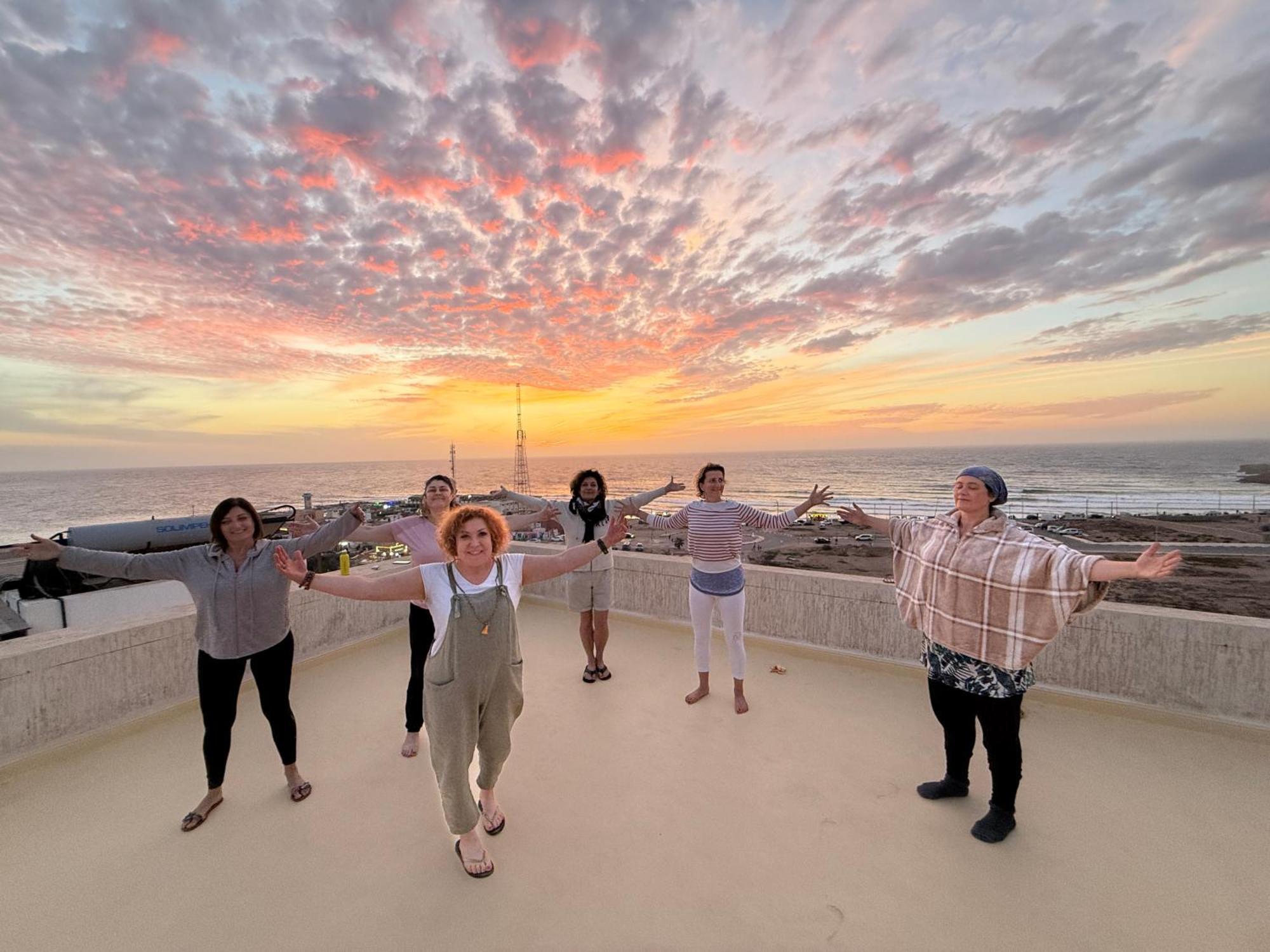Aman Surf Paddle Yoga Hotel Imszuan Kültér fotó