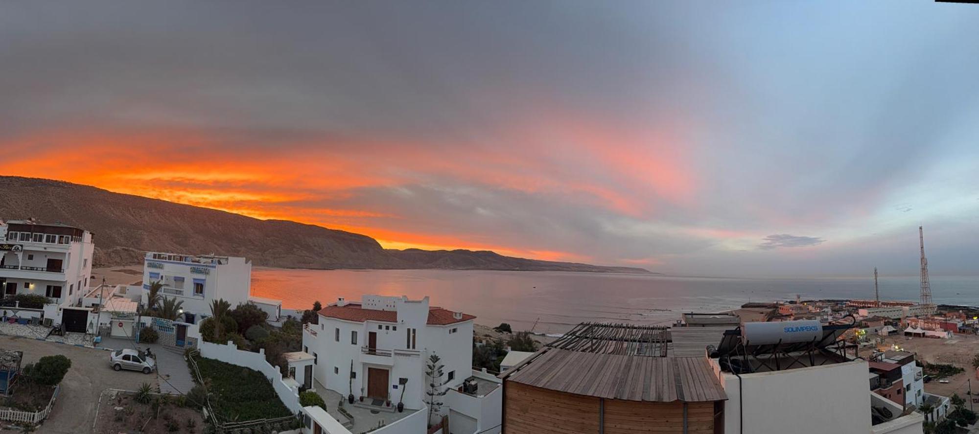 Aman Surf Paddle Yoga Hotel Imszuan Kültér fotó
